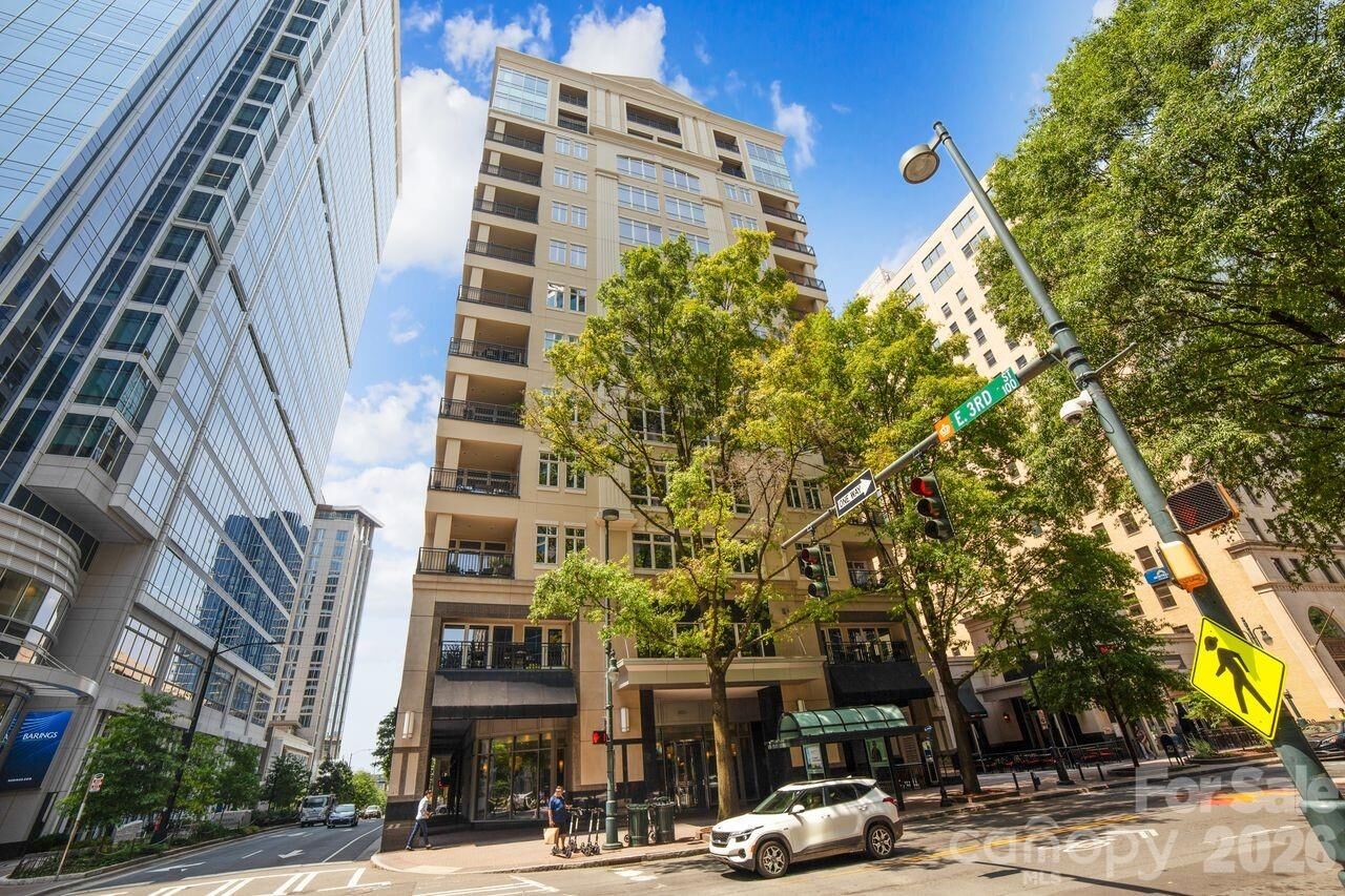 Property Photo:  230 S Tryon Street 511  NC 28202 
