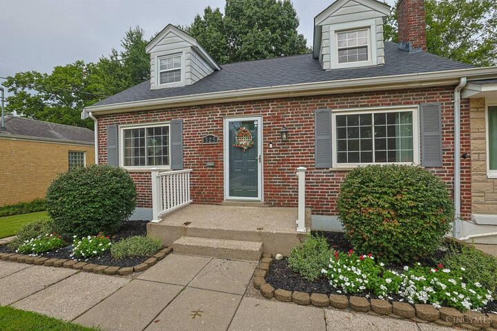 Property Photo: 325 Don Lane OH 45238