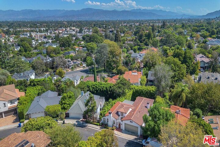 Property Photo: 4134 Murietta Ave CA 91423