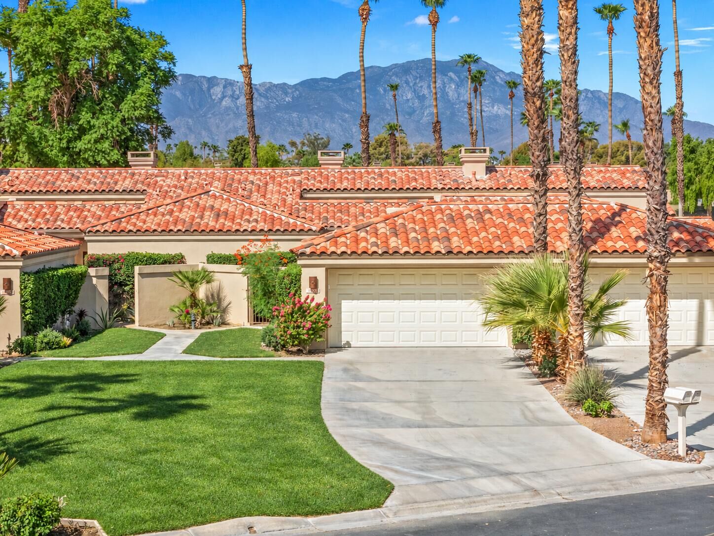 Property Photo:  38435 Plumosa Circle  CA 92211 