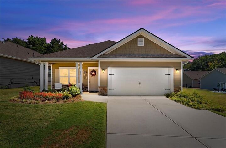 Property Photo:  143 Windmill Way  GA 30117 
