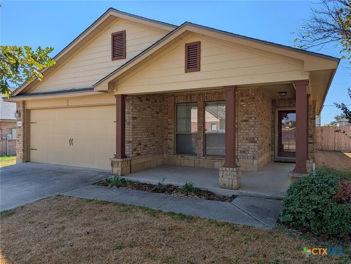 Property Photo: 5506 Holly Oak Lane TX 76542