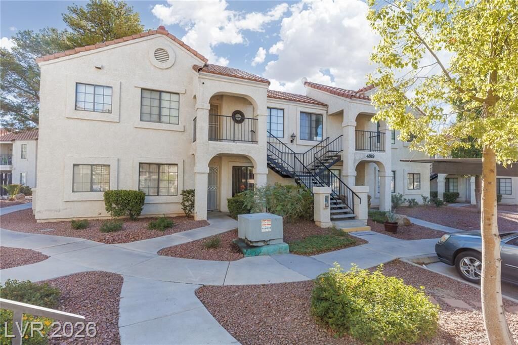 Property Photo:  4819 Nara Vista Way 101  NV 89103 