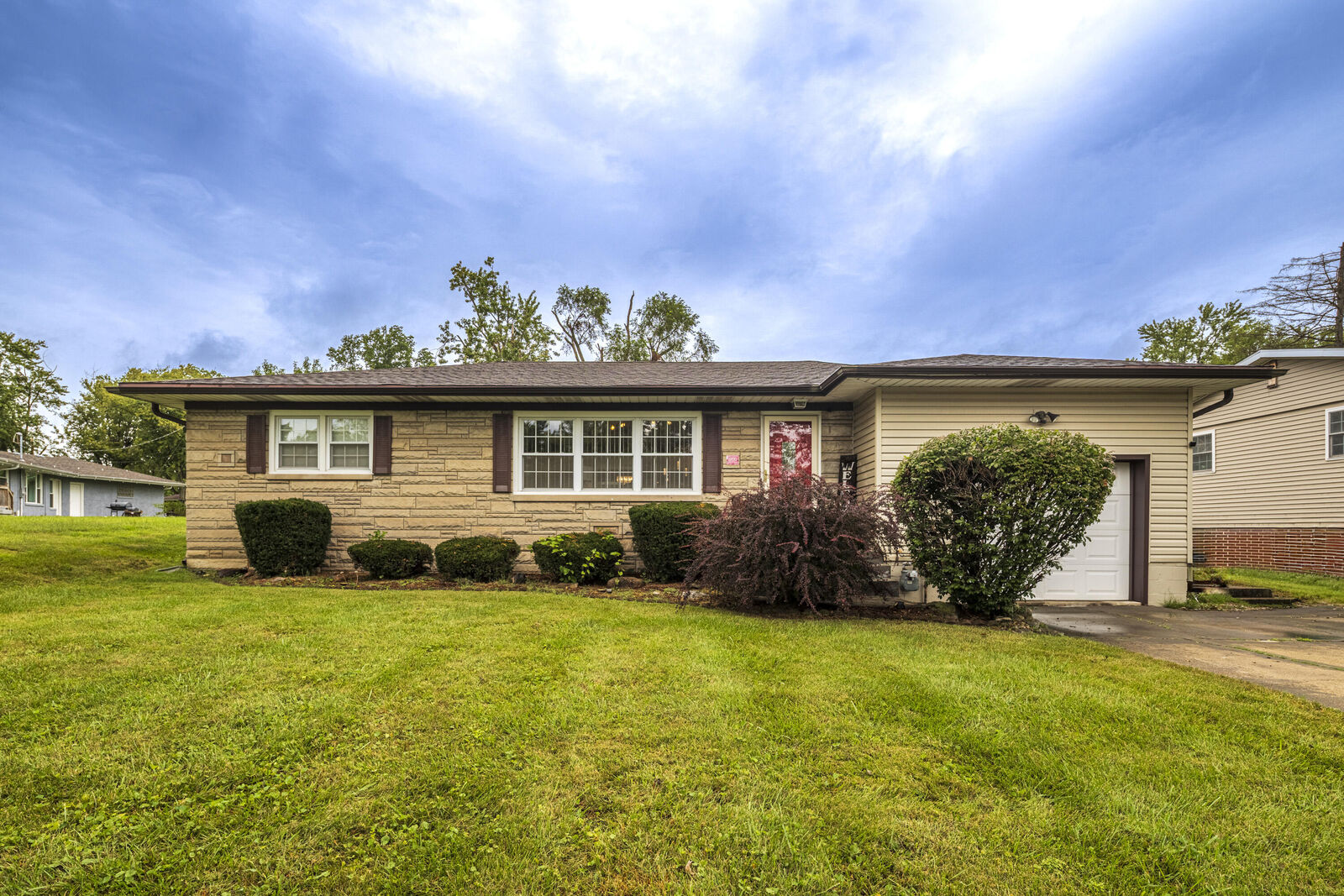 Property Photo:  1900 W 58th Place  IN 46410 