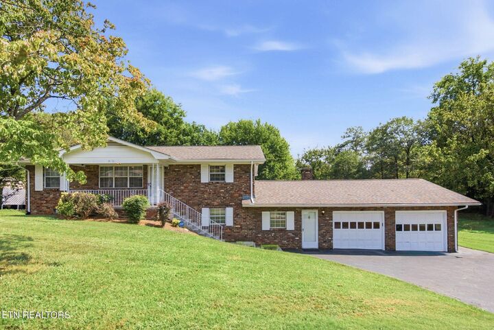 Property Photo: 1720 Vada Circle TN 37912