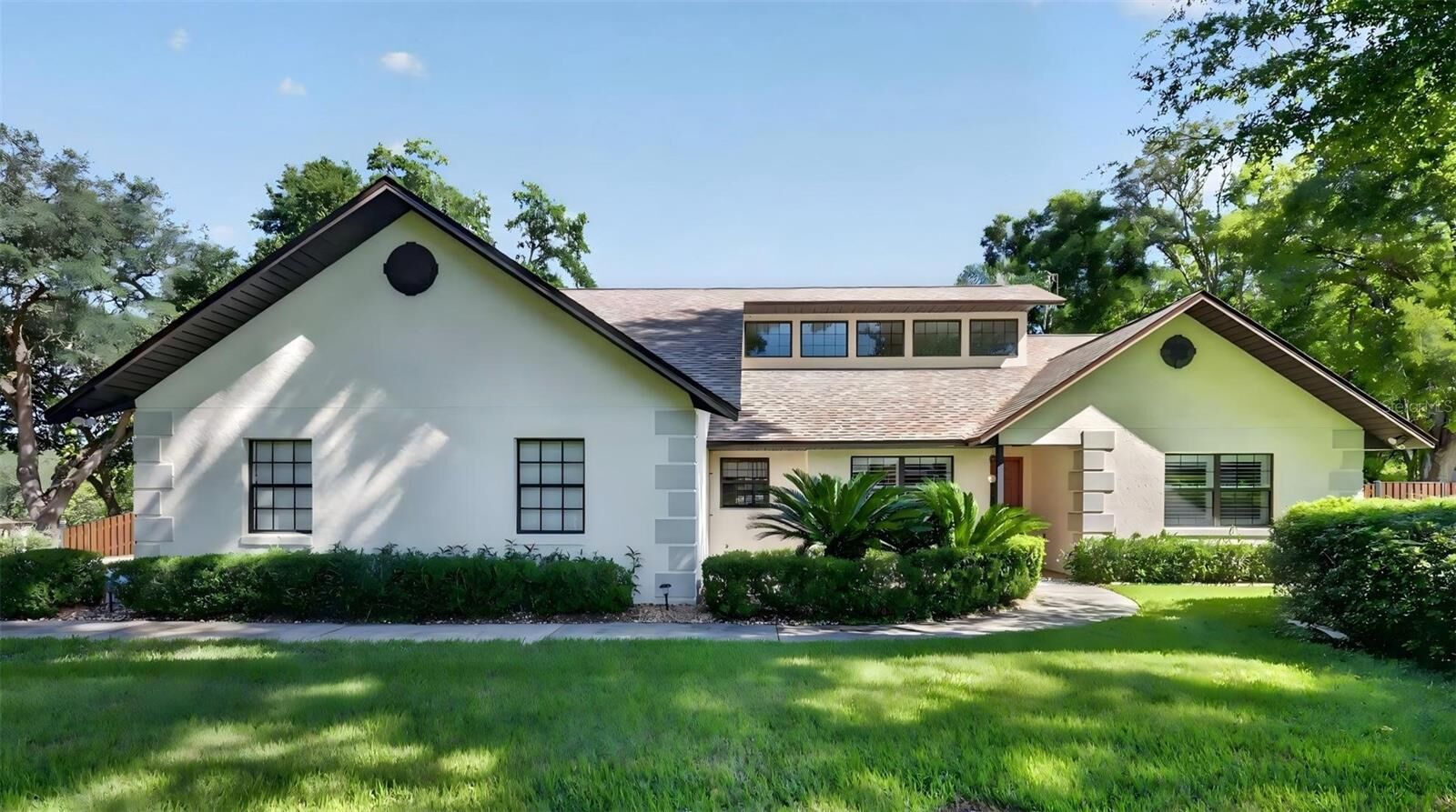 Property Photo:  1039 Linda Glen Avenue  FL 34731 