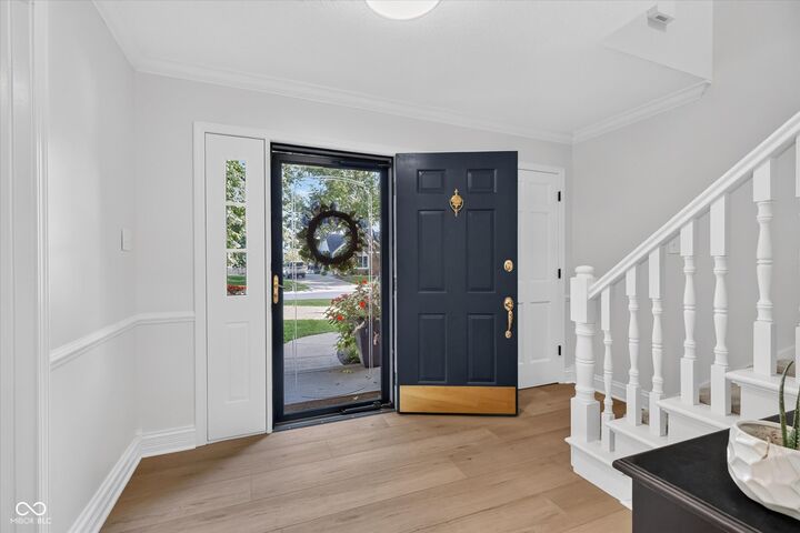 Property Photo:  101 E Senator Way  IN 46032 