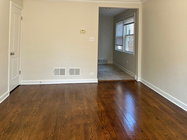 Property Photo:  4952 Hull Street 2E  IL 60077 