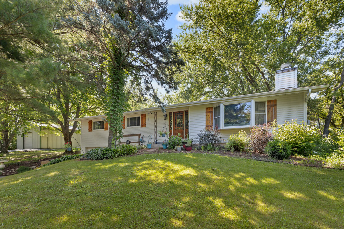 Property Photo: 22201 Carmack Road IL 60152