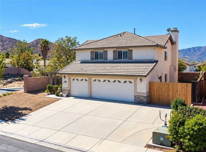 Property Photo:  31685 Canyon Ridge  CA 92532 