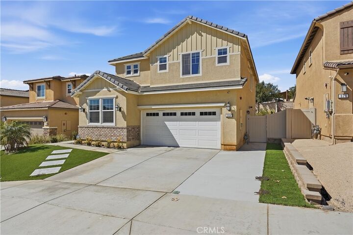 Property Photo:  364 Misaki  CA 92028 