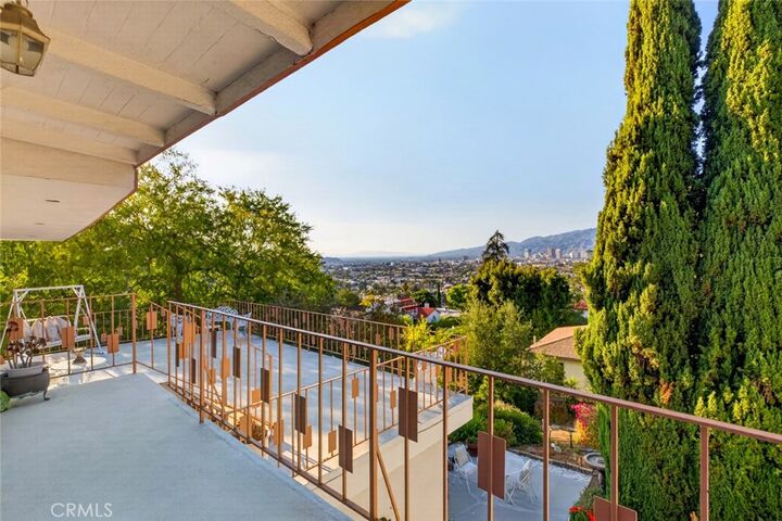 Property Photo:  1459 Marion Dr  CA 91205 