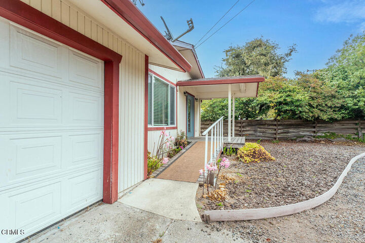 Property Photo:  31420 Fort Bragg Sherwood  CA 95437 