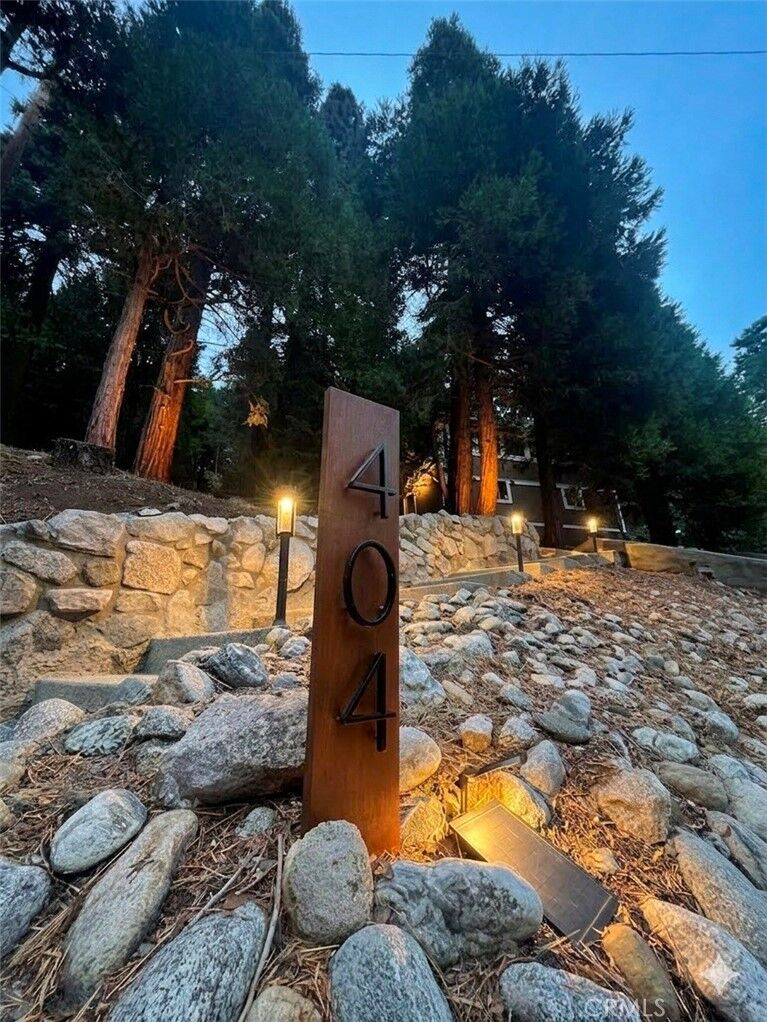 Property Photo:  404 Mozumdar  CA 92322 