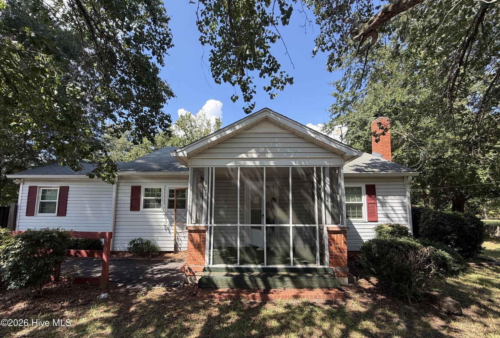 Property Photo:  401 E Howard Street  GA 30833 
