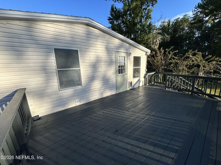 Property Photo:  1150 Floyd Street  FL 32003 