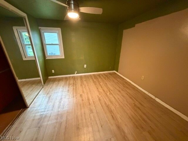 Property Photo:  909 Harriet Street  OH 44055 