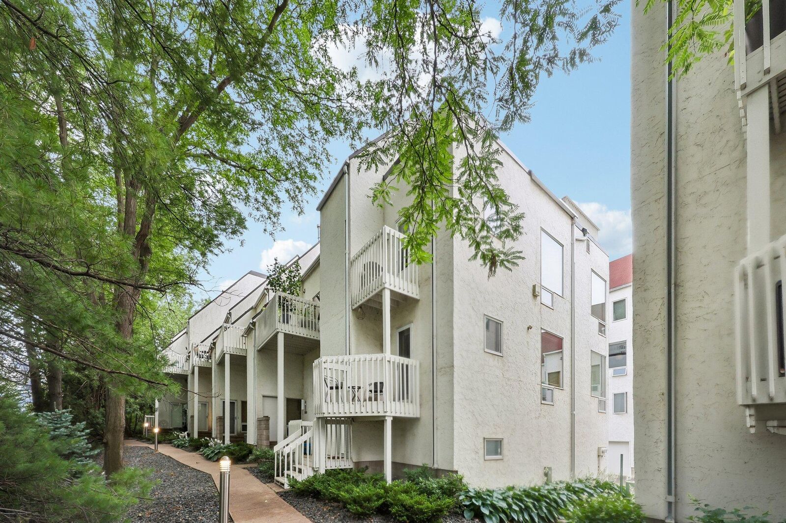 Property Photo:  3058 Lake Shore Drive A  MN 55416 