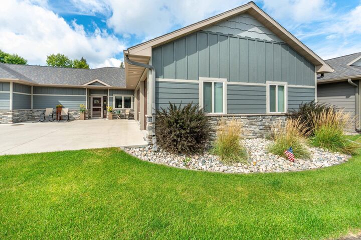 Property Photo:  740 Oak Trail  MN 56537 