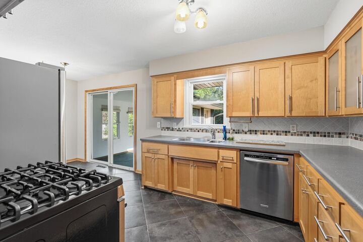 Property Photo: 5300 Circle Down MN 55416