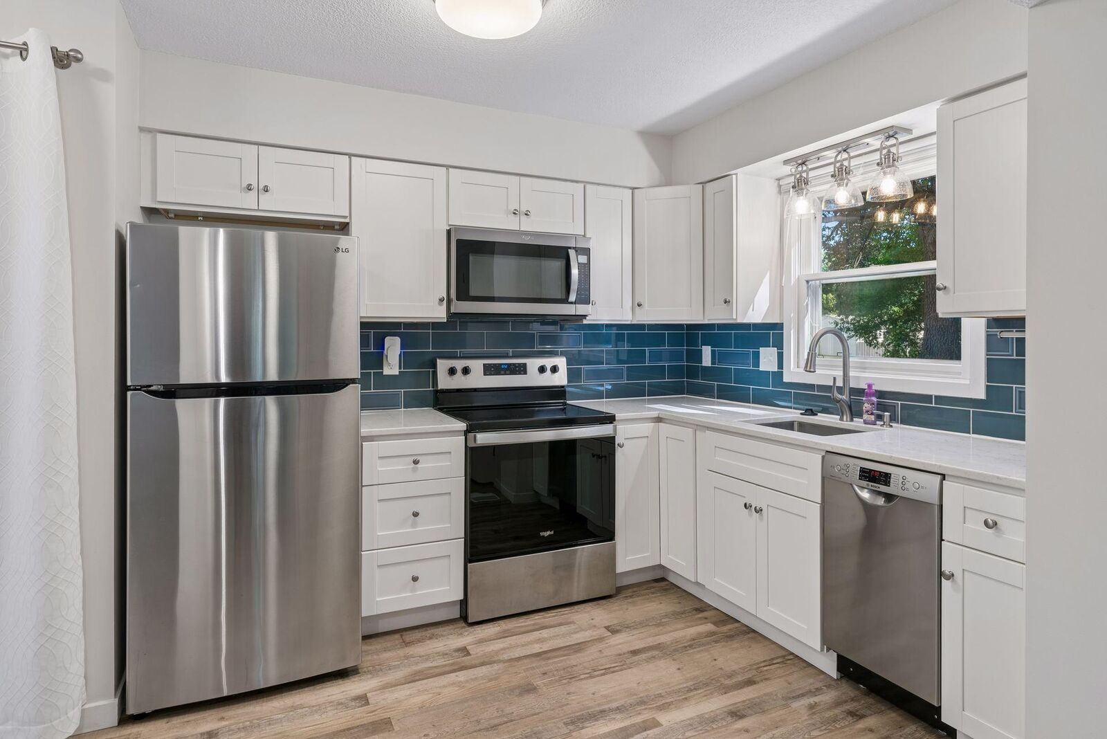 Property Photo: 6347 Alderwood Circle B MN 55125