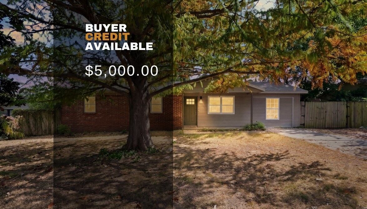 Property Photo:  2303 Woodland Avenue  AR 72762 