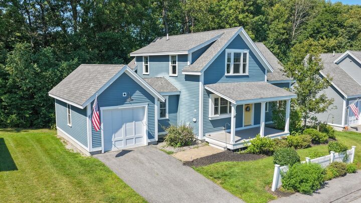 Property Photo:  28 Follinsbee Ln 28  MA 01985 