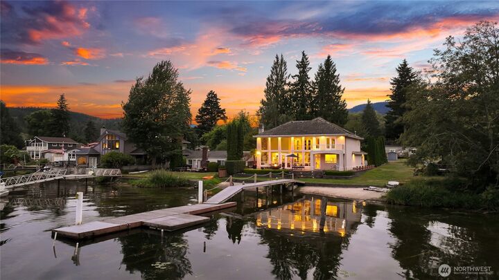 Property Photo:  874  Autumn Lane  WA 98229 
