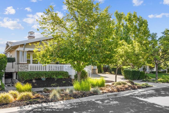 Property Photo: 2746 Impruneta Court CA 94550