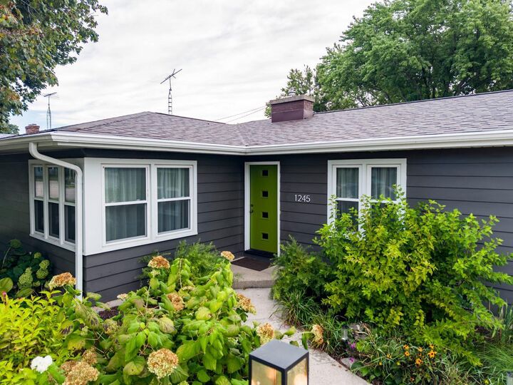Property Photo:  1245 S Terrace Street  WI 53546 
