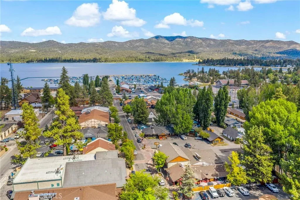 Property Photo:  432 E Mountain View Boulevard  CA 92314 