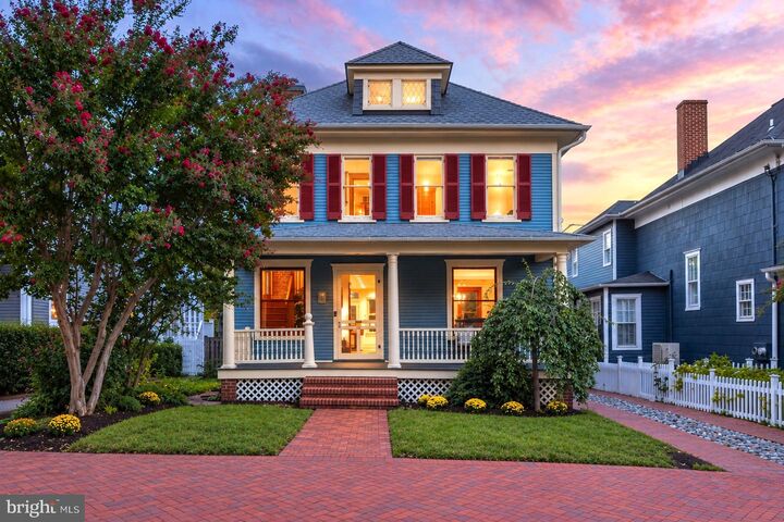 Property Photo: 102 Duke Of Gloucester Street MD 21401
