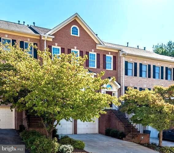 Property Photo: 11405 Cedar Ridge Drive MD 20854