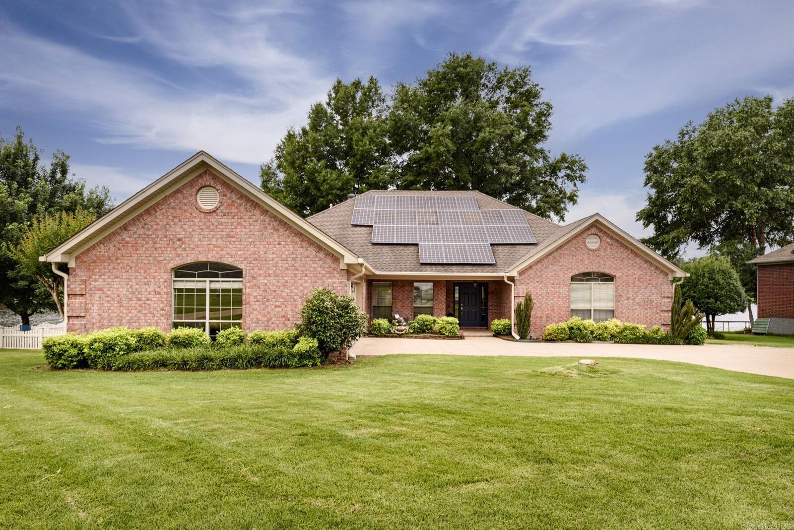 Property Photo:  601 Innsbrooke Cove  AR 72076 