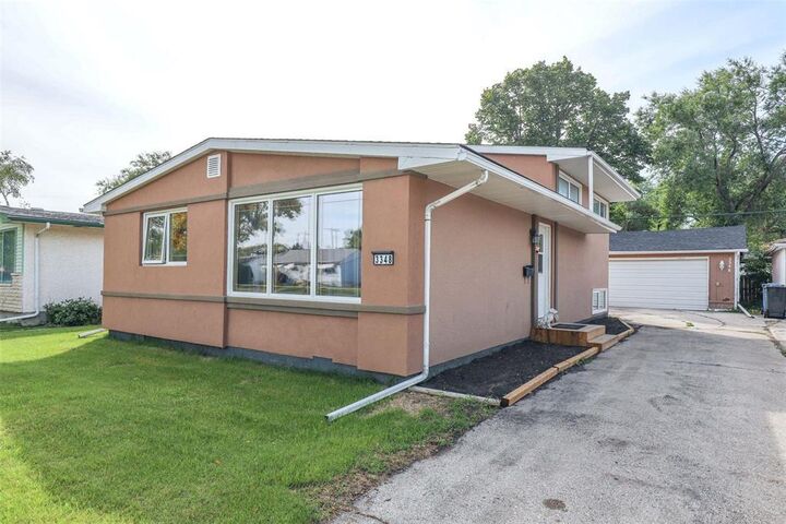 Property Photo:  3348 Ness Avenue  MB R2Y 0G9 