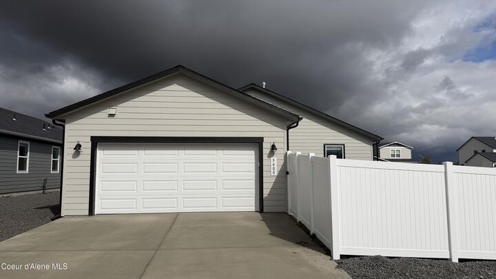 Property Photo:  5408 E Aquila Ave  ID 83854 