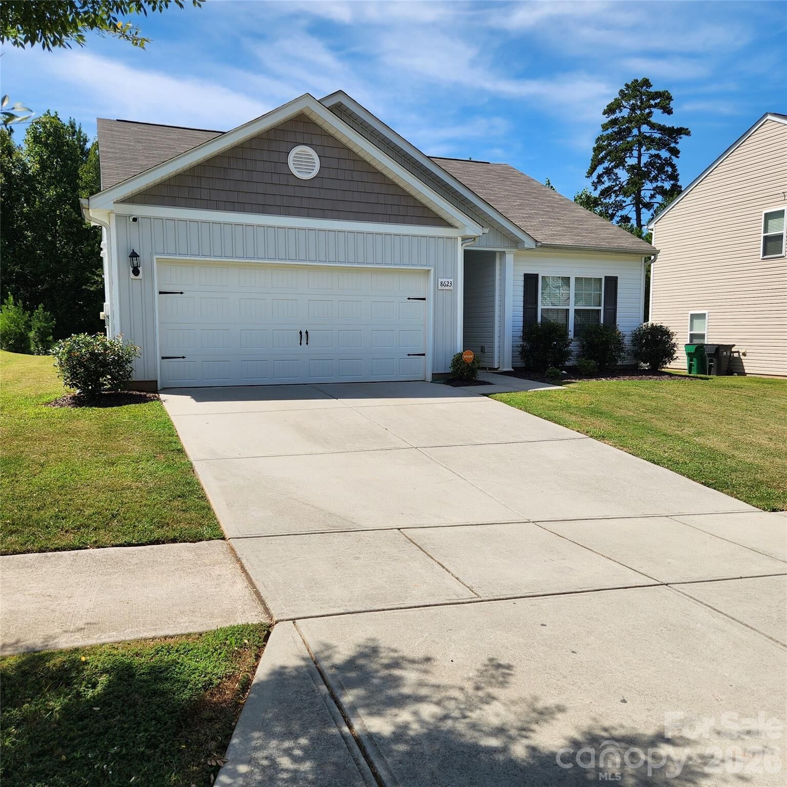 Property Photo: 8623 Ballard Hills Court NC 28215