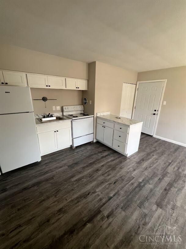 Property Photo:  3301 Camvic Terrace  OH 45211 