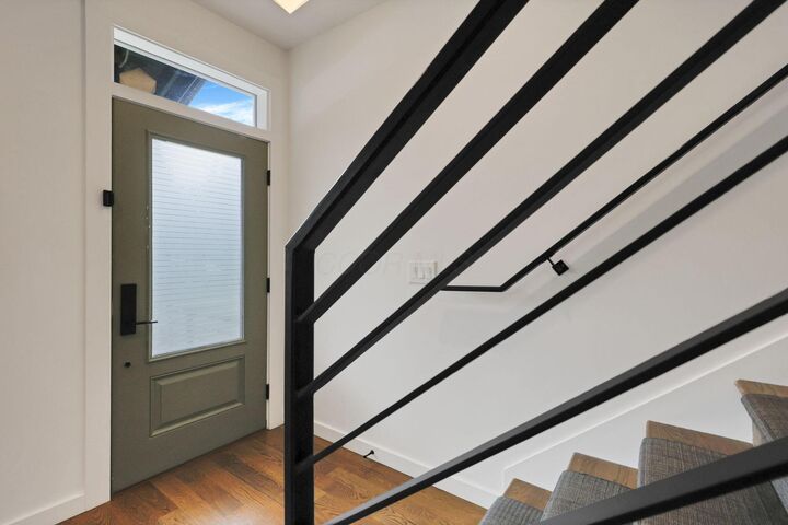 Property Photo:  248 E 4th Avenue  OH 43201 