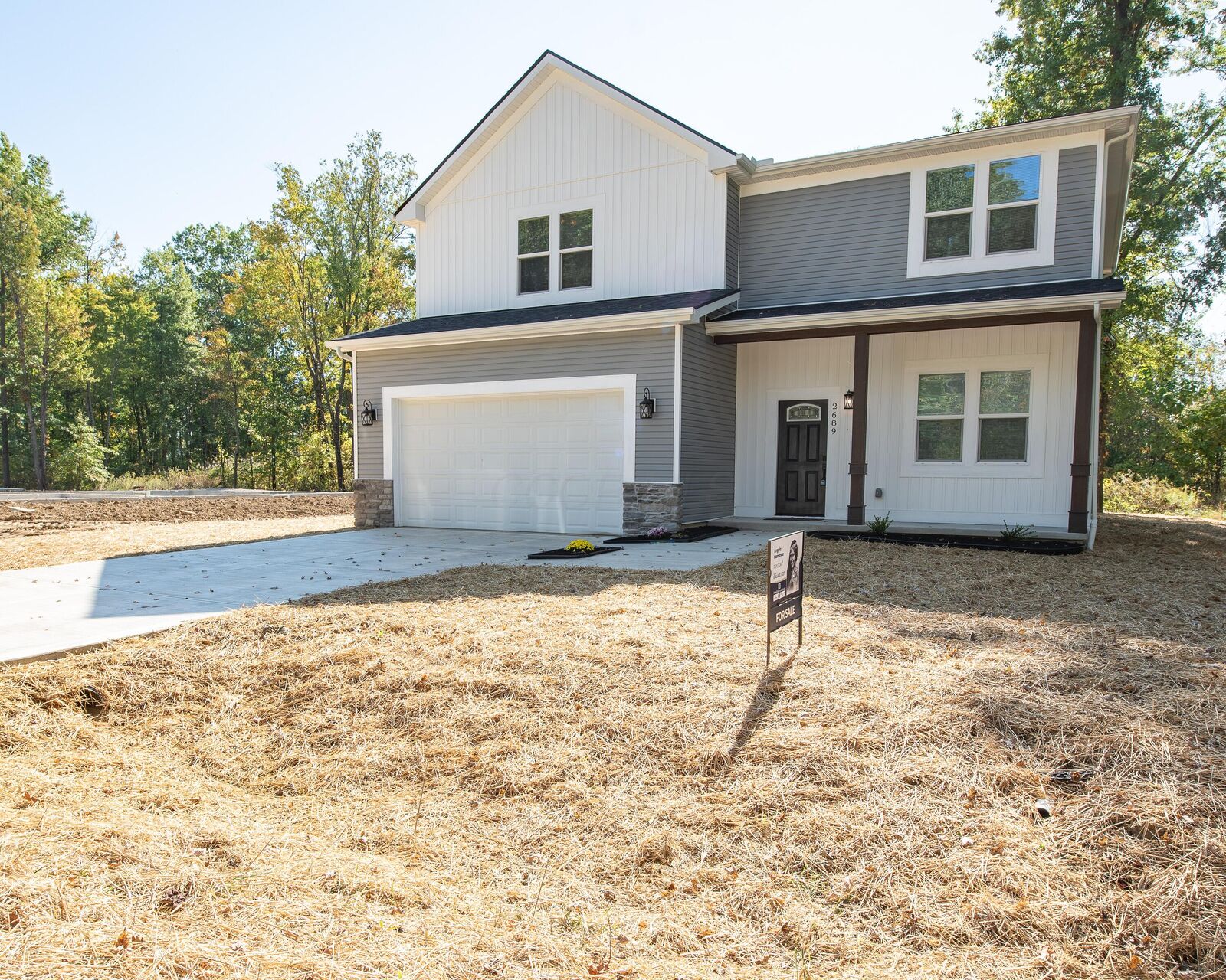 Property Photo:  2689 Abington Road  OH 43231 