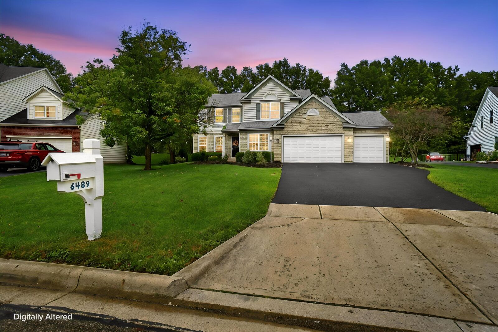 Property Photo: 6489 Hermitage Drive OH 43082