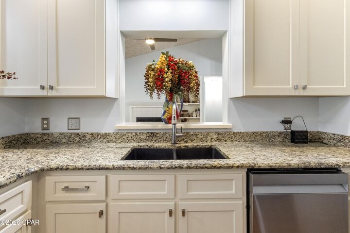 Property Photo: 622 Mallory Drive FL 32405