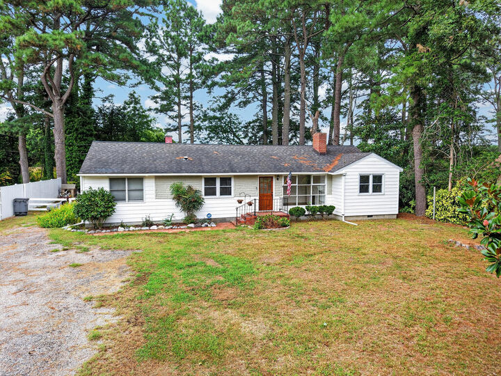 Property Photo:  10181 Pine Ave  VA 23413 