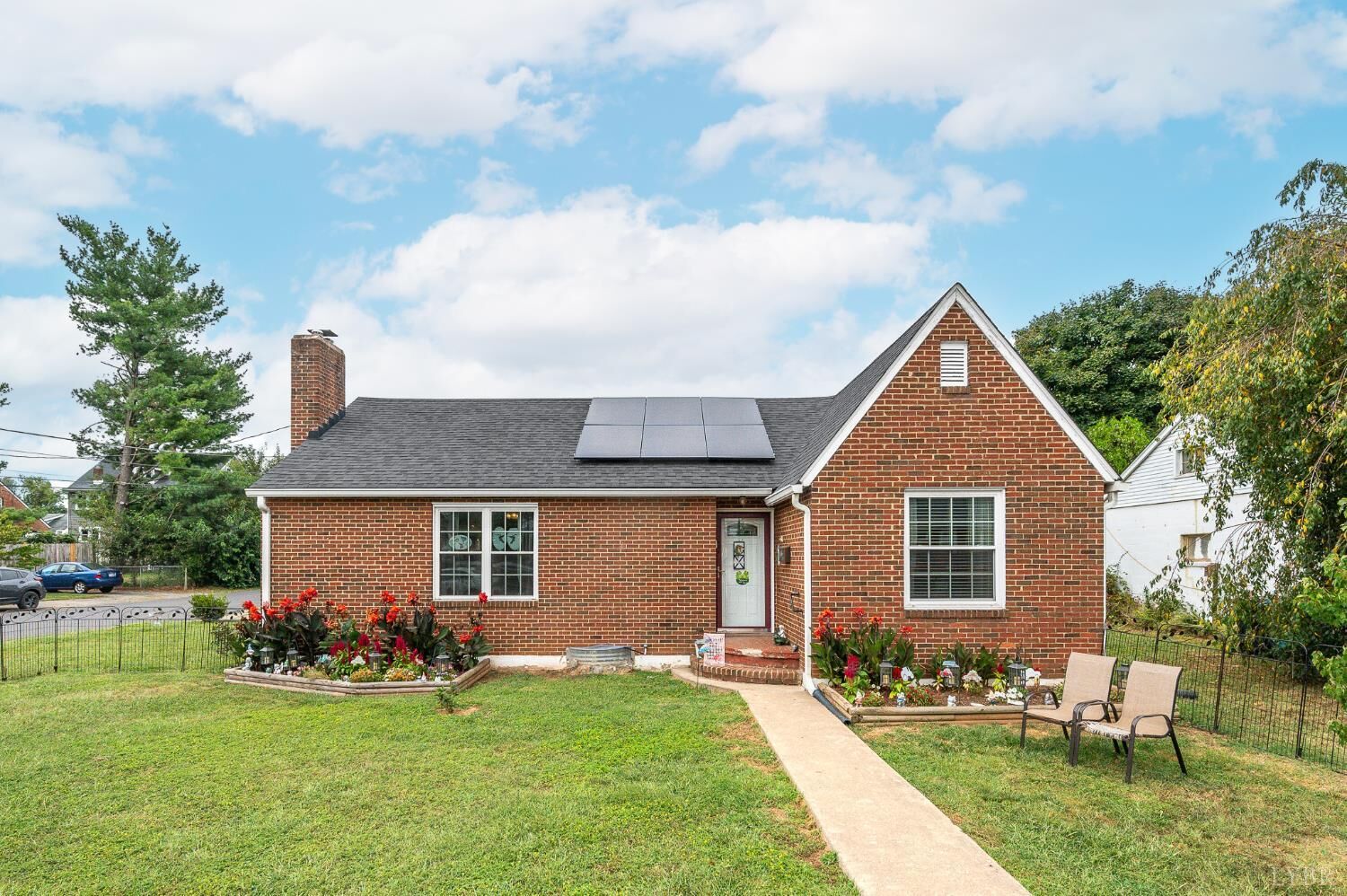 Property Photo:  2804 NE Bradley Street  VA 24012 