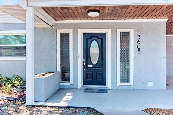 Property Photo:  3608 W Carmen Street  FL 33609 