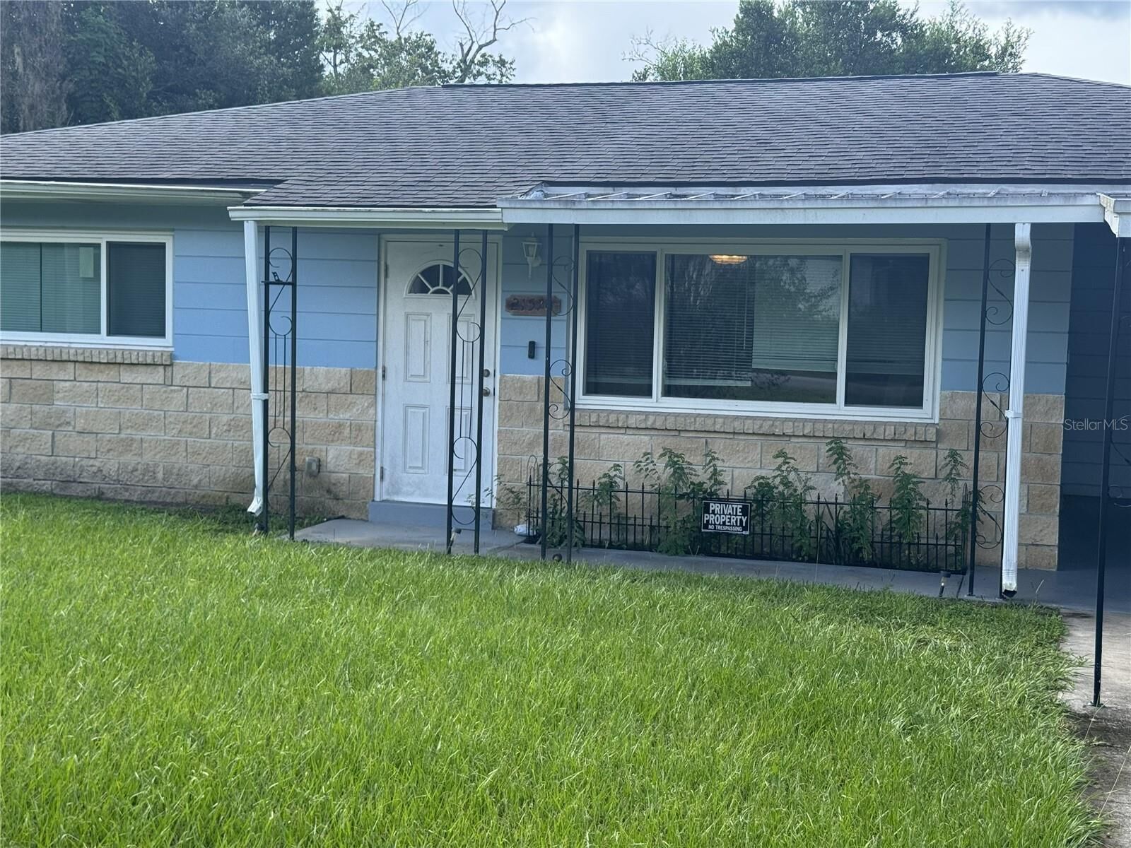 Property Photo: 21570 SW Raintree Street FL 34431