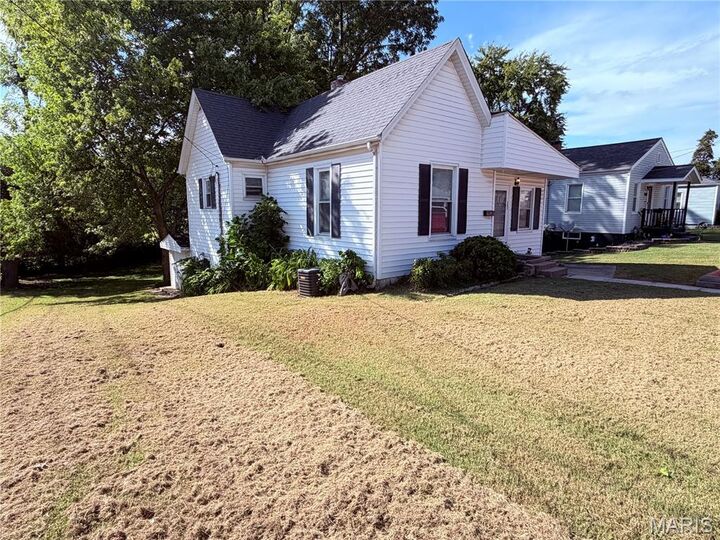 Property Photo: 103 N Jefferson Avenue IL 62234