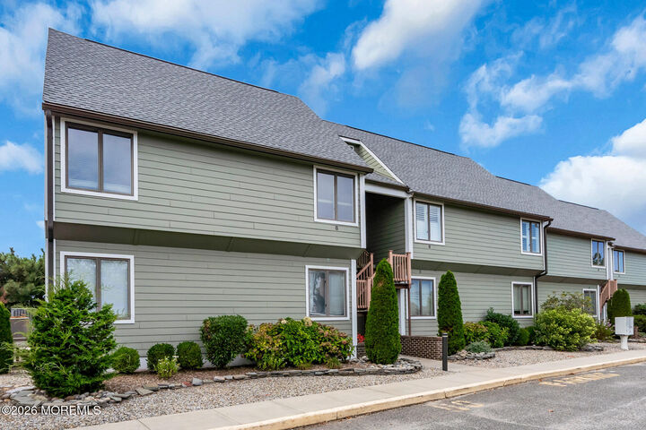 Property Photo:  8 Hidden Harbor Drive  NJ 08742 