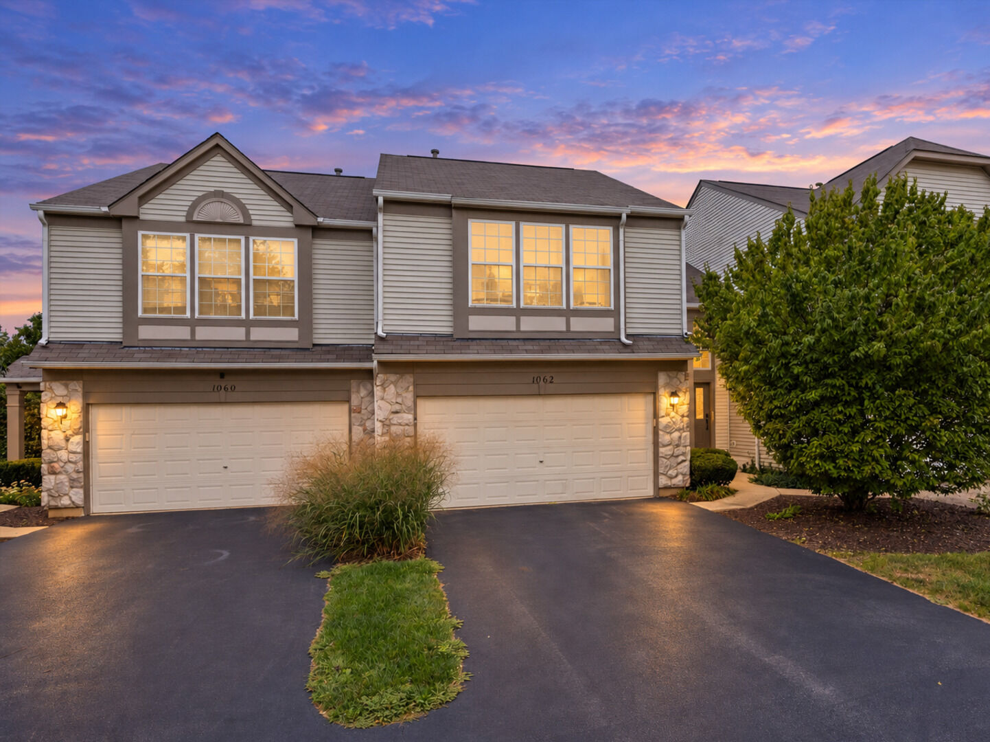Property Photo: 1062 Stamford Court IL 60502