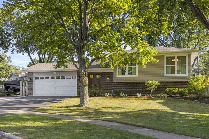 Property Photo: 3105 Andrea Court IL 60517